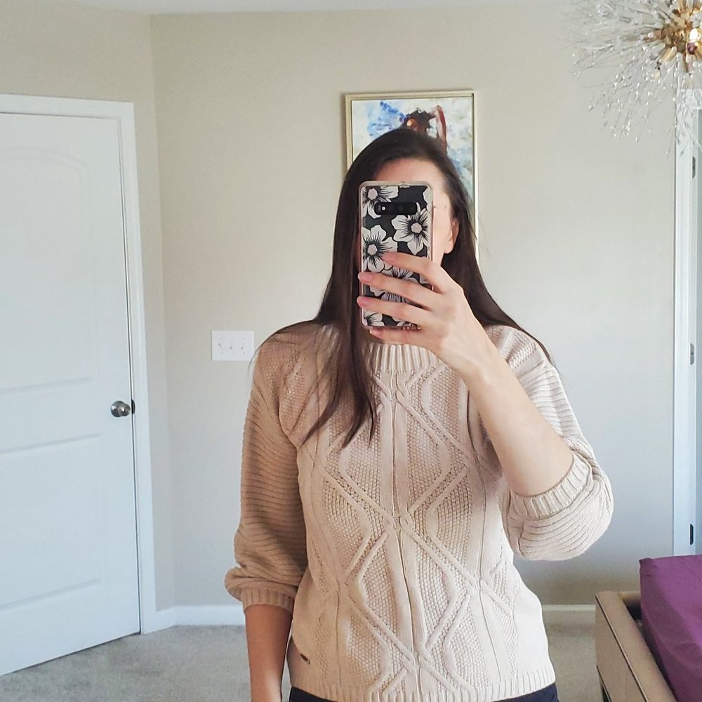 Beige Sweater Size Medium